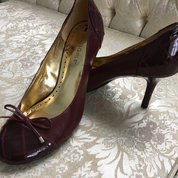BCBGirls Shoes - NEW BCBGirls Women’s Burgundy Leather Heels 7M